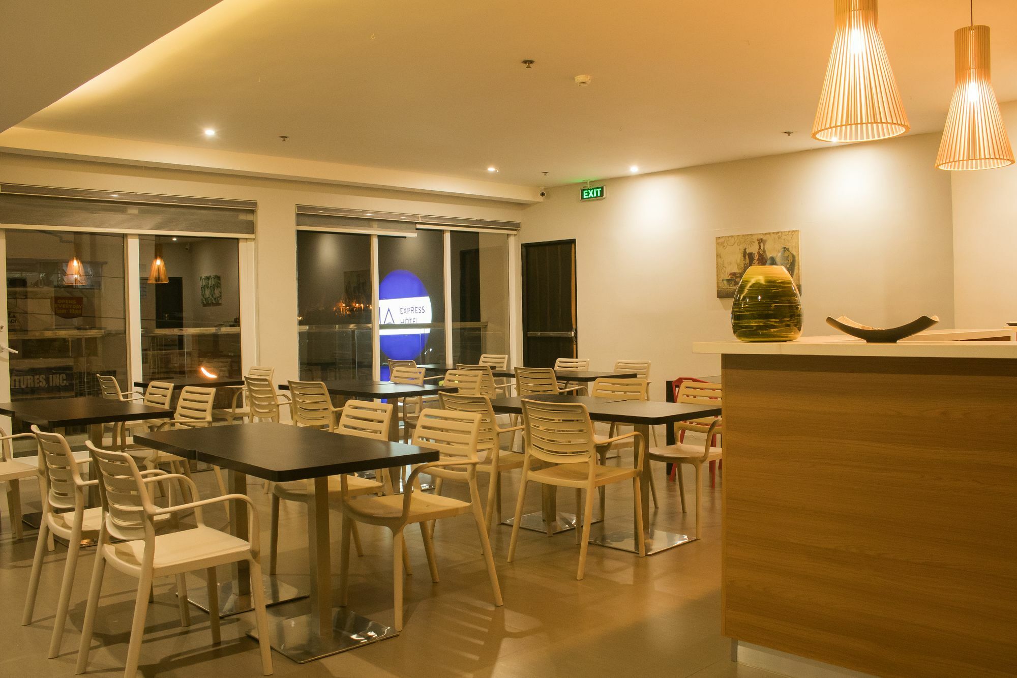 1A Express Hotel Cagayan de Oro Exteriör bild